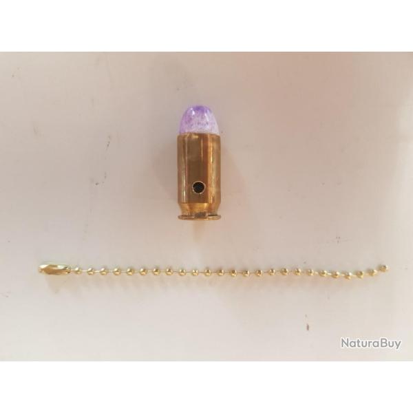 Douilles neutralis�es 45 ACP en porte-cl�s (blanc-violet)