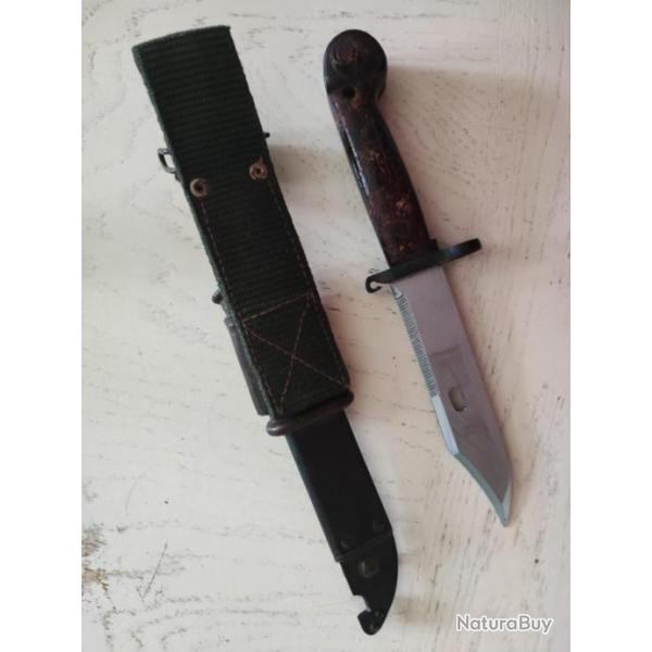 baionnette AK-47 �tat de la lame irr�prochable aucun chocs ni accro.�tui en excellent �tat