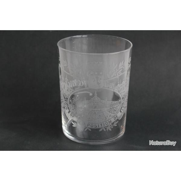 Verre grav� Souvenir de l'exposition de Lyon 1984