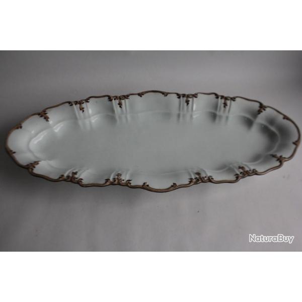 Plat de service porcelaine Thun Kl�sterle Vienne Autriche XIXe si�cle
