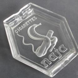 Cendrier publicitaire verre cigarettes NAJA