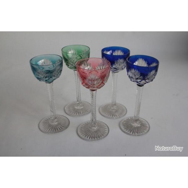 SAINT LOUIS 5 Verres � liqueur cristal color�s Roemer