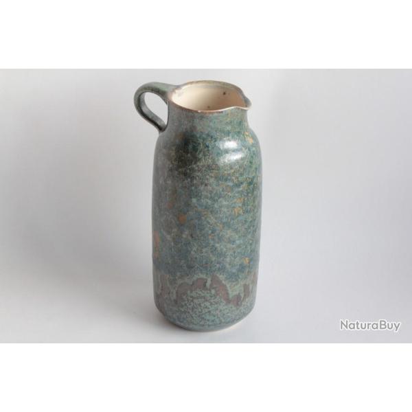 Pichet gr�s � cristallisations