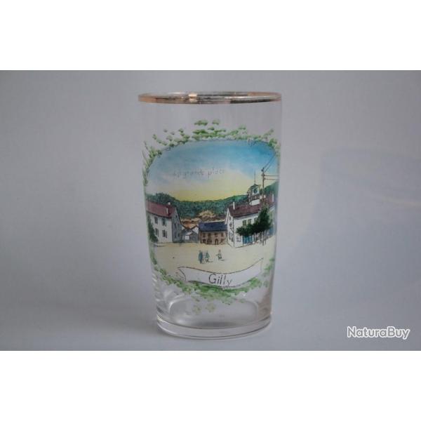 Ancien verre �maill� Souvenir Gilly La grande place Suisse