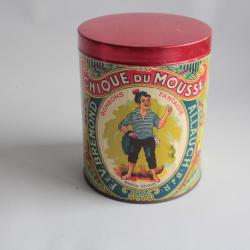 Boîte à bonbons tôle lithographiée La chique du mousse F&V. Bermond