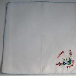 Mouchoir brodé coton Le Grand Bornand Haute-Savoie