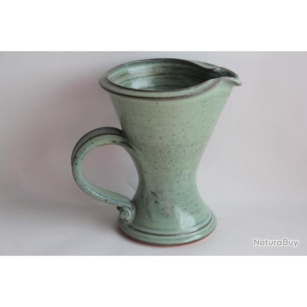 Pichet c�ramique Francis Laville La Frasn�e Jura