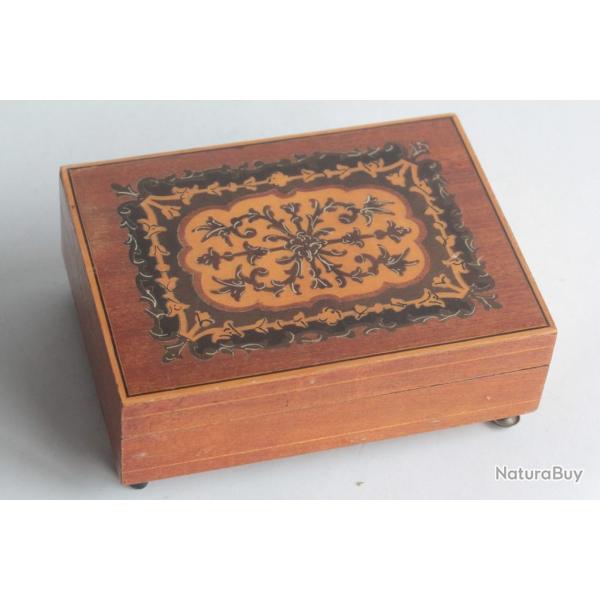 Boite � musique marqueterie bois Lador Suisse
