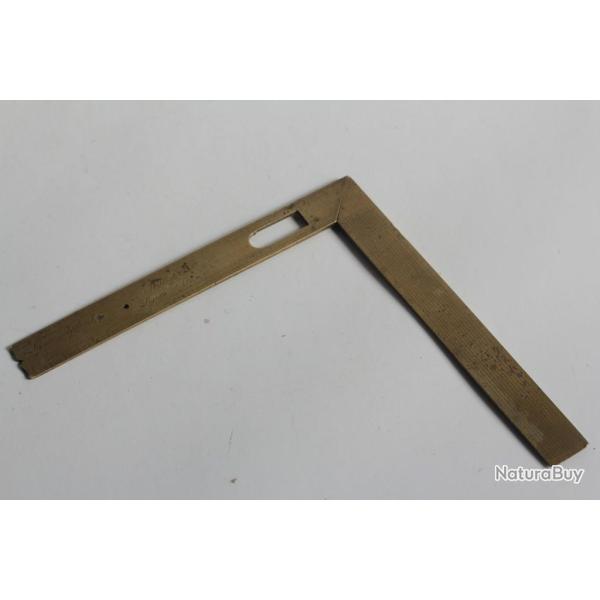 Demi-pied de Roy laiton Girardin - Henry XVIIIe si�cle