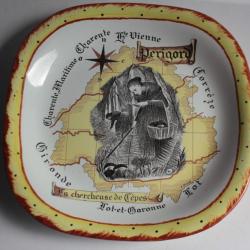 GIEN Plat faïence Périgord La chercheuse de Cêpes