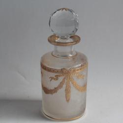 SAINT LOUIS Flacon cristal givré et doré