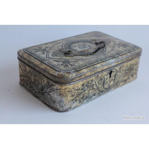 Bo�te t�le lithographi�e Biscuits Peek Frean & Co London