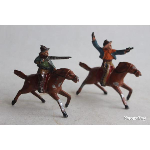 Anciens Soldats de plomb Cowboys � cheval.