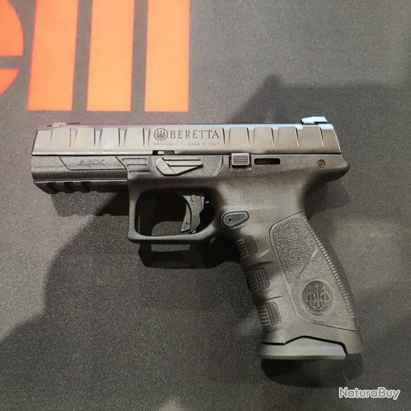 Pistolet BERETTA APX NOIR 40 S&amp;W