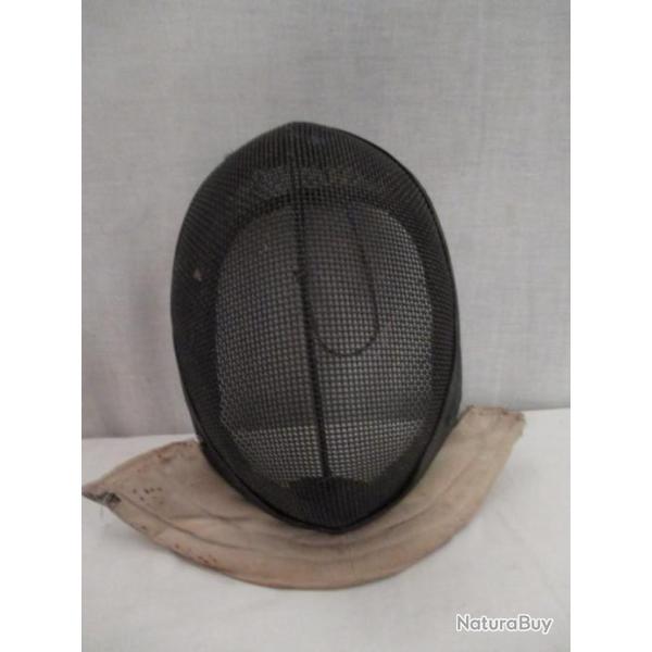 MASQUE D'ESCRIME XIX em - en parfait �tat -  poids 800 gr