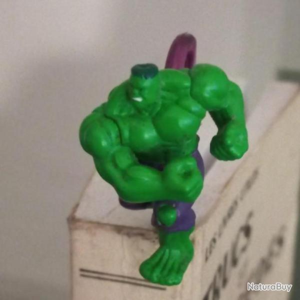 Hulk 3 D   marque pages    objet sous licence " DEMONS ET MERVEILLES "