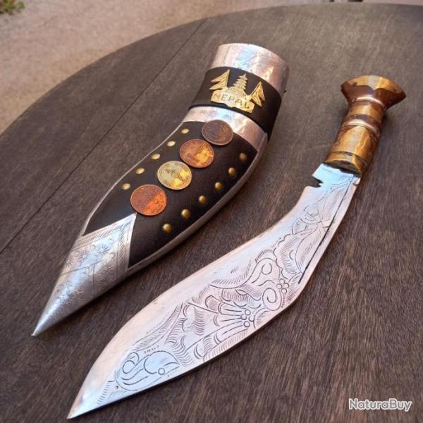 Magnifique Couteau KUUKRI N�PALAIS Manche en Bois  �tui en Cuir