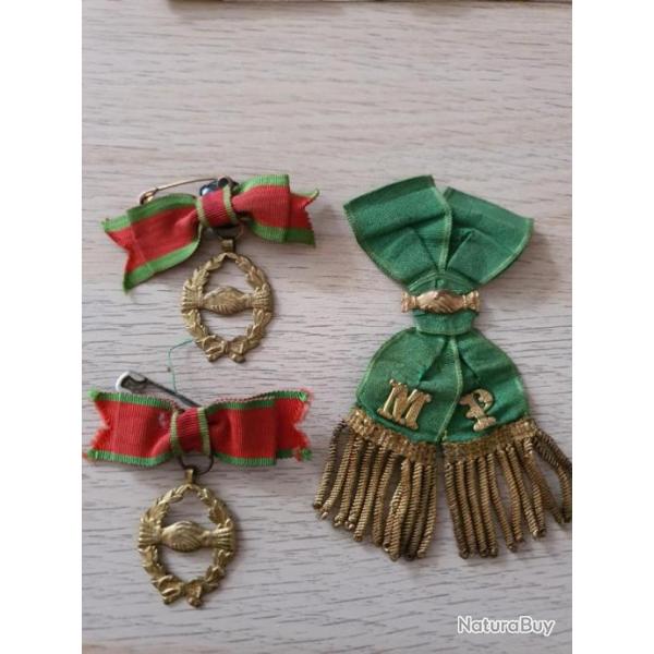 Ensemble 3 m�dailles boutonni�res secours mutuel