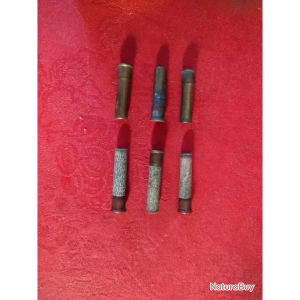 6 cartouches anciennes 9 mm Flobert poudre noire double charge dans leur bo�te m�tallique d'origine