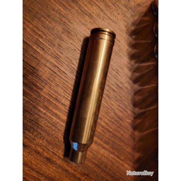 77 �tuis douilles de 300 Win Mag recalibr�es ,desamorc�es et Nettoy�es marque Norma