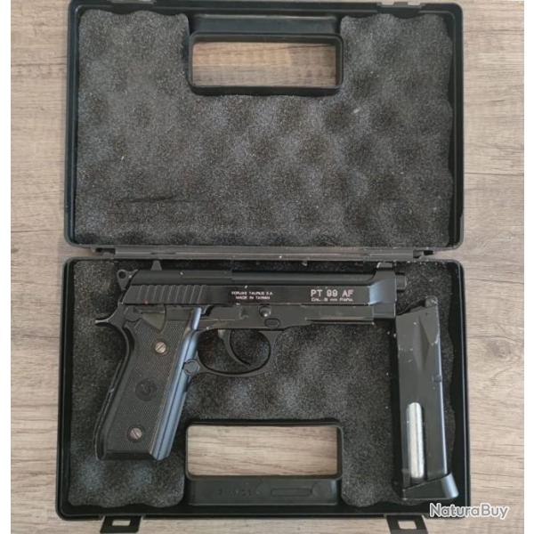 Rplique poing Taurus PT99