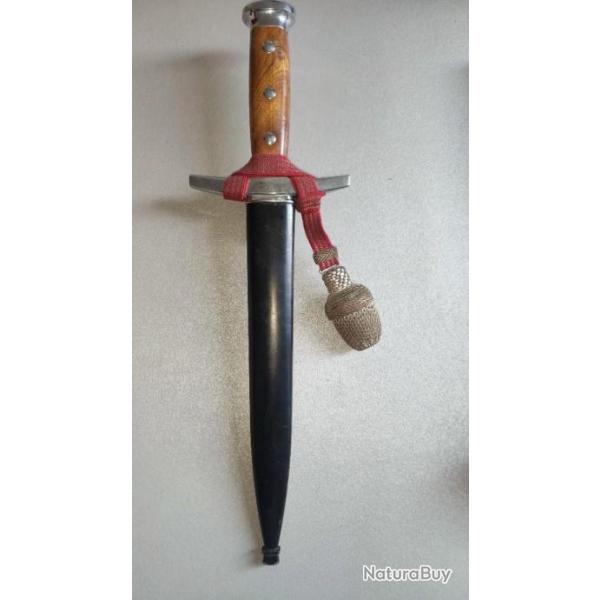 Dague Suisse d officier modle 1943 avec sa dragonne. WW2..