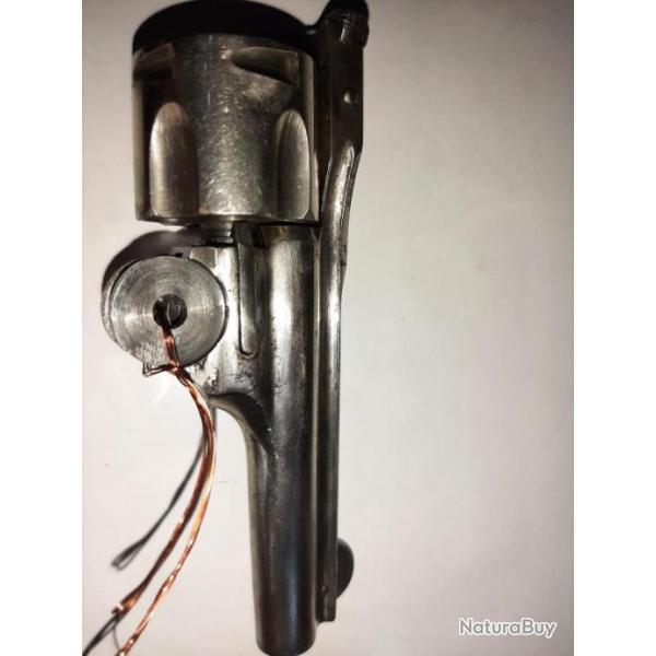 canon complet avec barillet �toile ressort et syst�me de levage .de revolver hopkims et allem 320