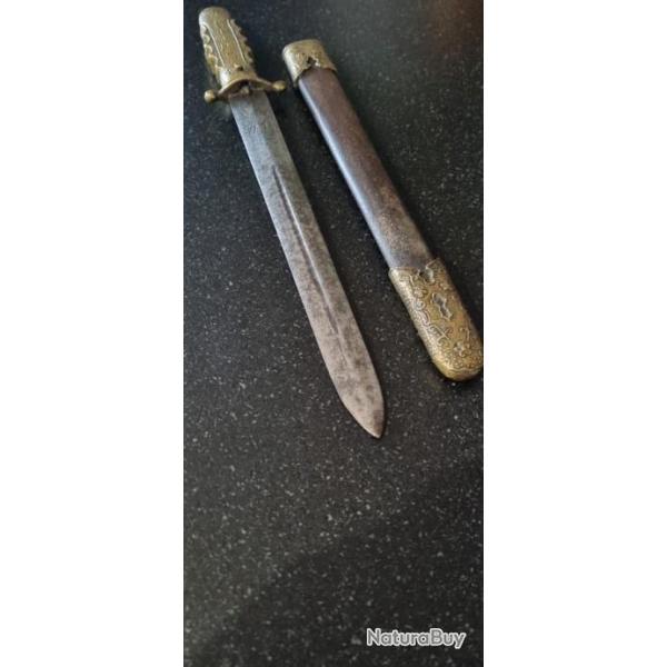 Ancien Poignard d officier provenance Chine