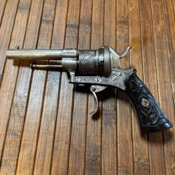 BEAU REVOLVER LUXE GRAV&Eacute; BROCHE 7 mm