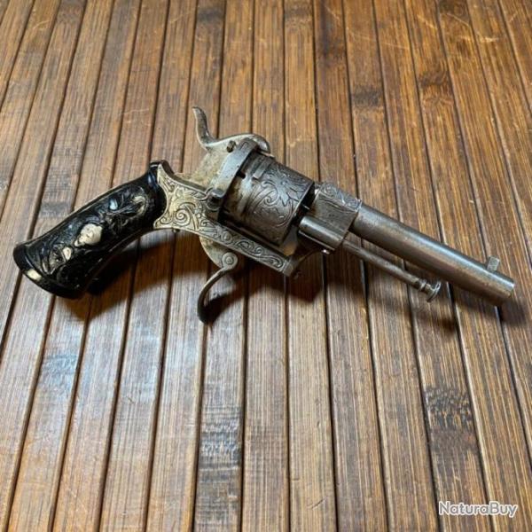 BEAU REVOLVER LUXE GRAV� BROCHE 7 mm