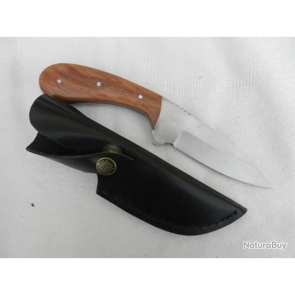 beau couteau de chasse 22 cm poign�e bois de teck