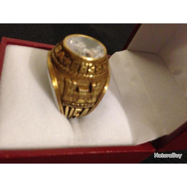 Bague Chevali�re US Army Engineers Plaqu� Or Taille 8 us ou 57 Fr