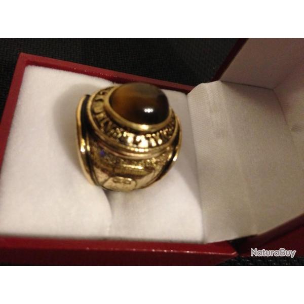 Bague Chevali�re USA  Professional Truck Driver Plaqu� Or Oeil de Tigre Taille 5,75 us ou 51 Fr