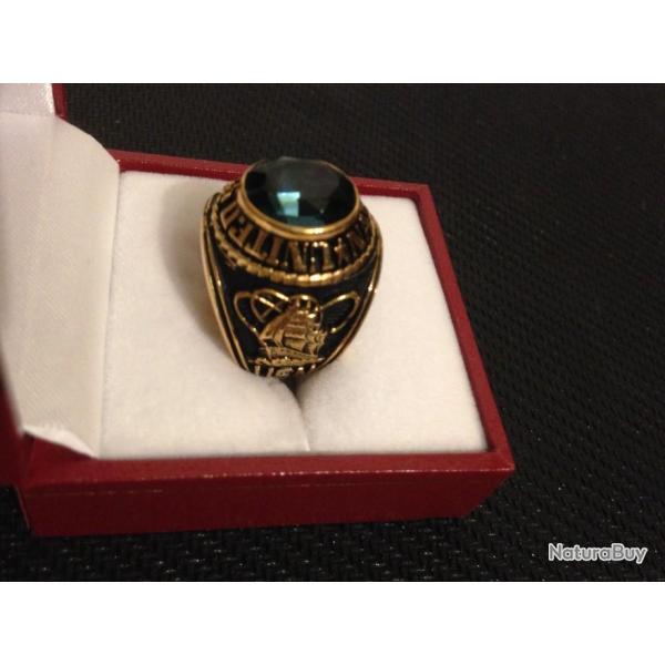 Bague Chevali�re US Navy Plaqu� OR 14 CARATS Taille 7,25 us ou 55 Fr