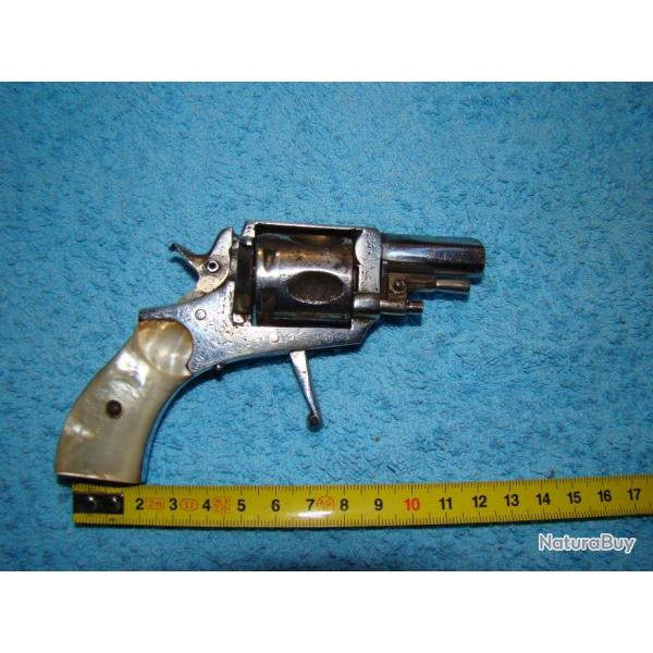 SUPERBE REVOLVER 320 CROSSE EN NACRE