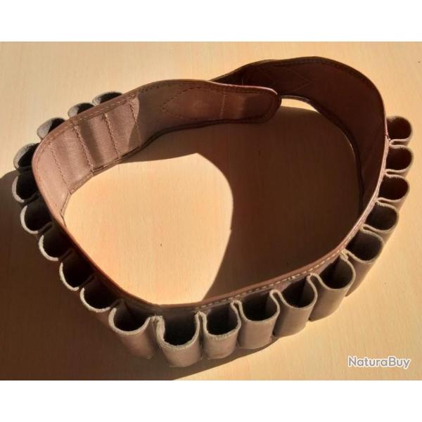 Cartouchi�re MANUFRANCE 20 tubes calibre 12