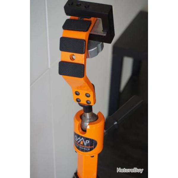 Etau d'Arc Professionnel marque OMP, mod�le "Versa-Cradle 360 avec Stand.