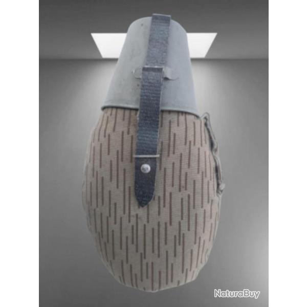 Gourde militaire de l'arm�e est-allemande