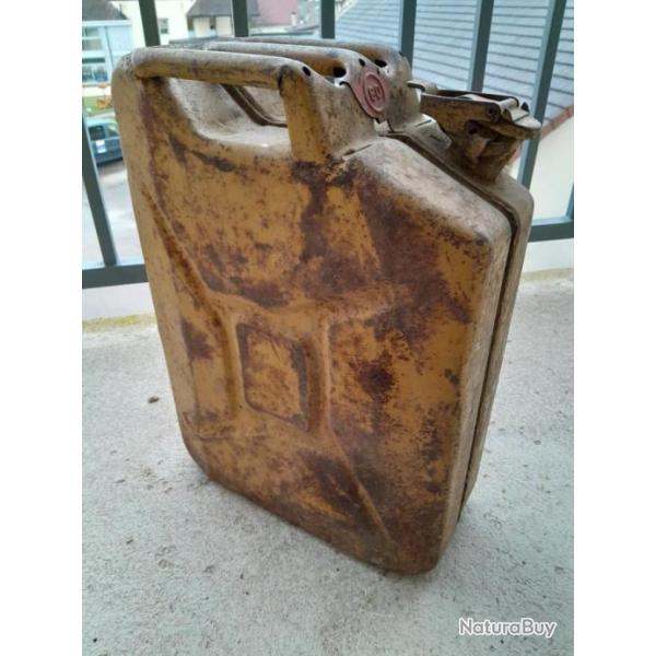 Jerrican anglais couleur sable