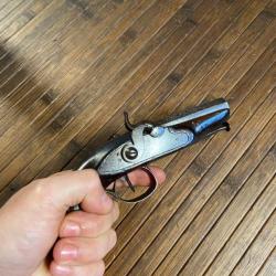 PISTOLET DE VOYAGE &Agrave; PERCUSSION