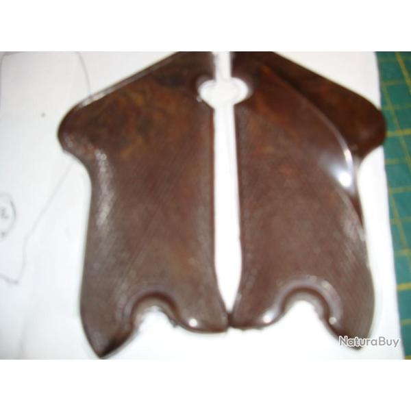 PLAQUETTE POUR PISTOLET PO8.TYPE ERMA 22