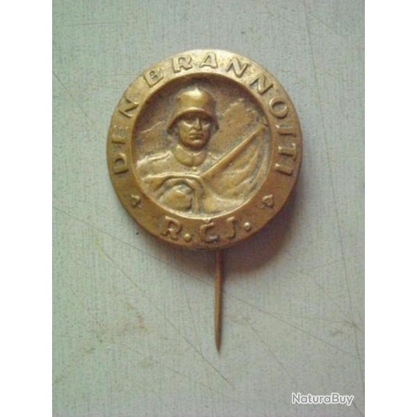 Tch�coslovaquie ancien insigne historique original "De? Brannosti R.?.S"