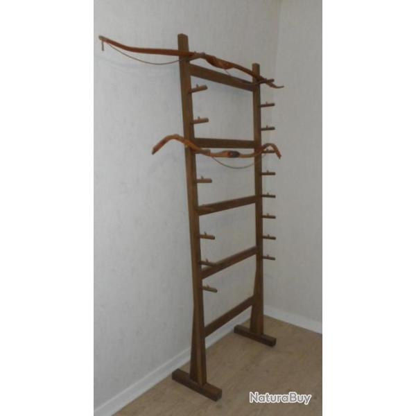 Ratelier en bois pour arcs traditionnels