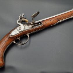 PISTOLET A SILEX de CHARLES FROMENT A ERLANG 1657-1722 NUREMBERG FRANCONNIE ALLEMAGNE XVII&egrave; Tr&egrave;s bon