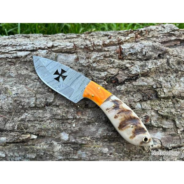 Couteau TEMPLIER damas forg� LLF corne de b�lier 20cm orang�