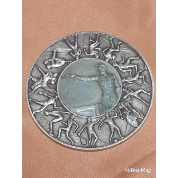 MEDAILLE DE TABLE CONCOURS DE TIR , PROBABLEMENT CISM MILITAIRE