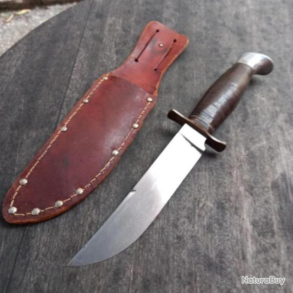 Couteau de Chasse SABATIER avec �tui en cuir