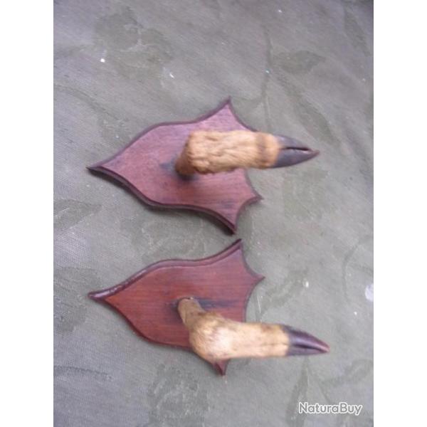 porte-fusil / ratelier en pattes une arme