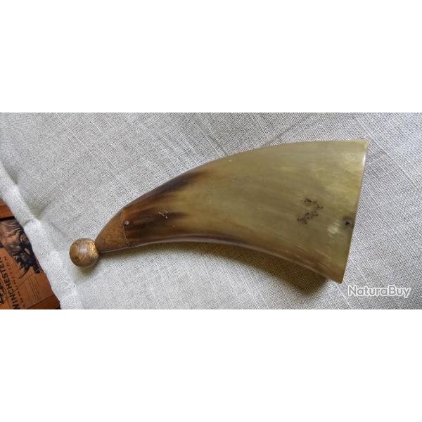 Poire � poudre Manufrance?