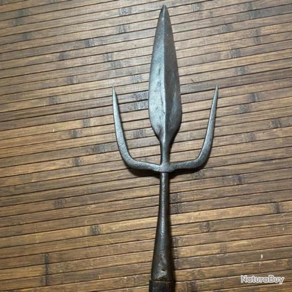 RARE FOURCHE TRIDENT DE GUERRE ITALIEN DU XVl �me